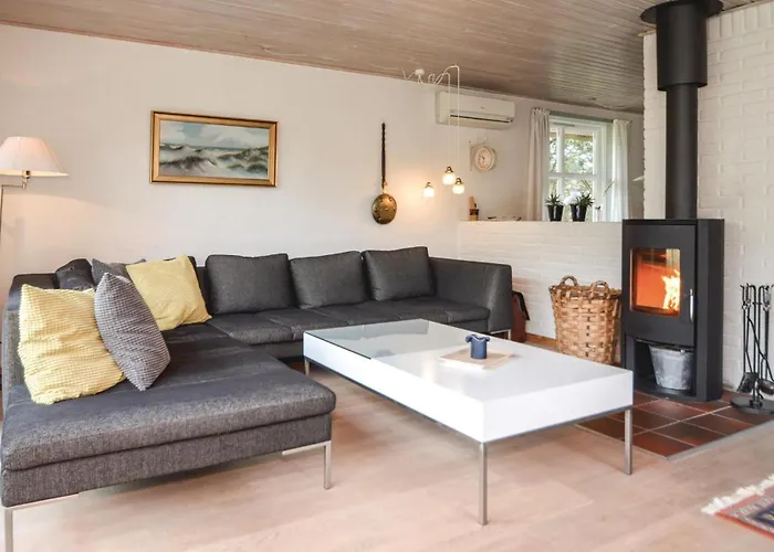 Three-bedroom In Blåvand