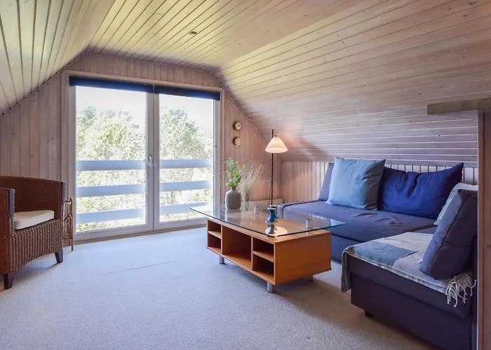 Three-bedroom In Feriehus Blåvand